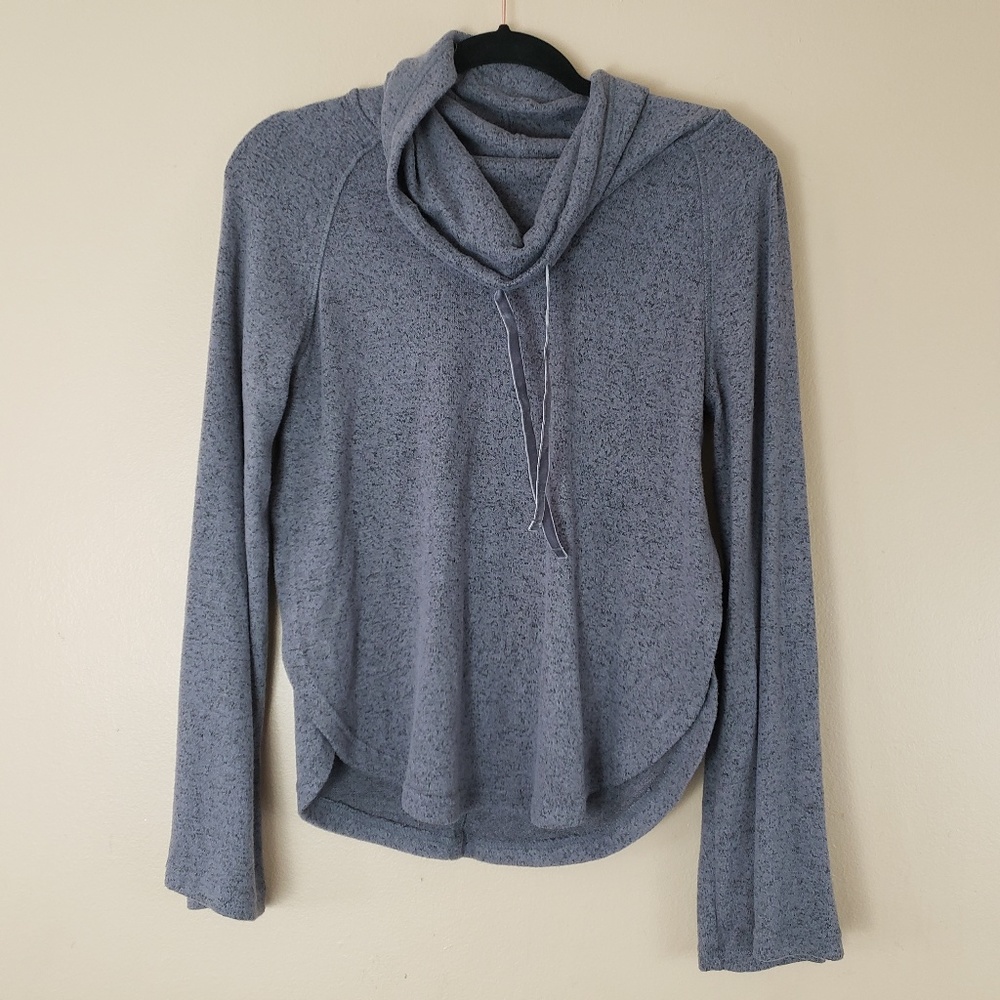 Gray Pullover Sweateshirt Cowl Neck Size XS G11